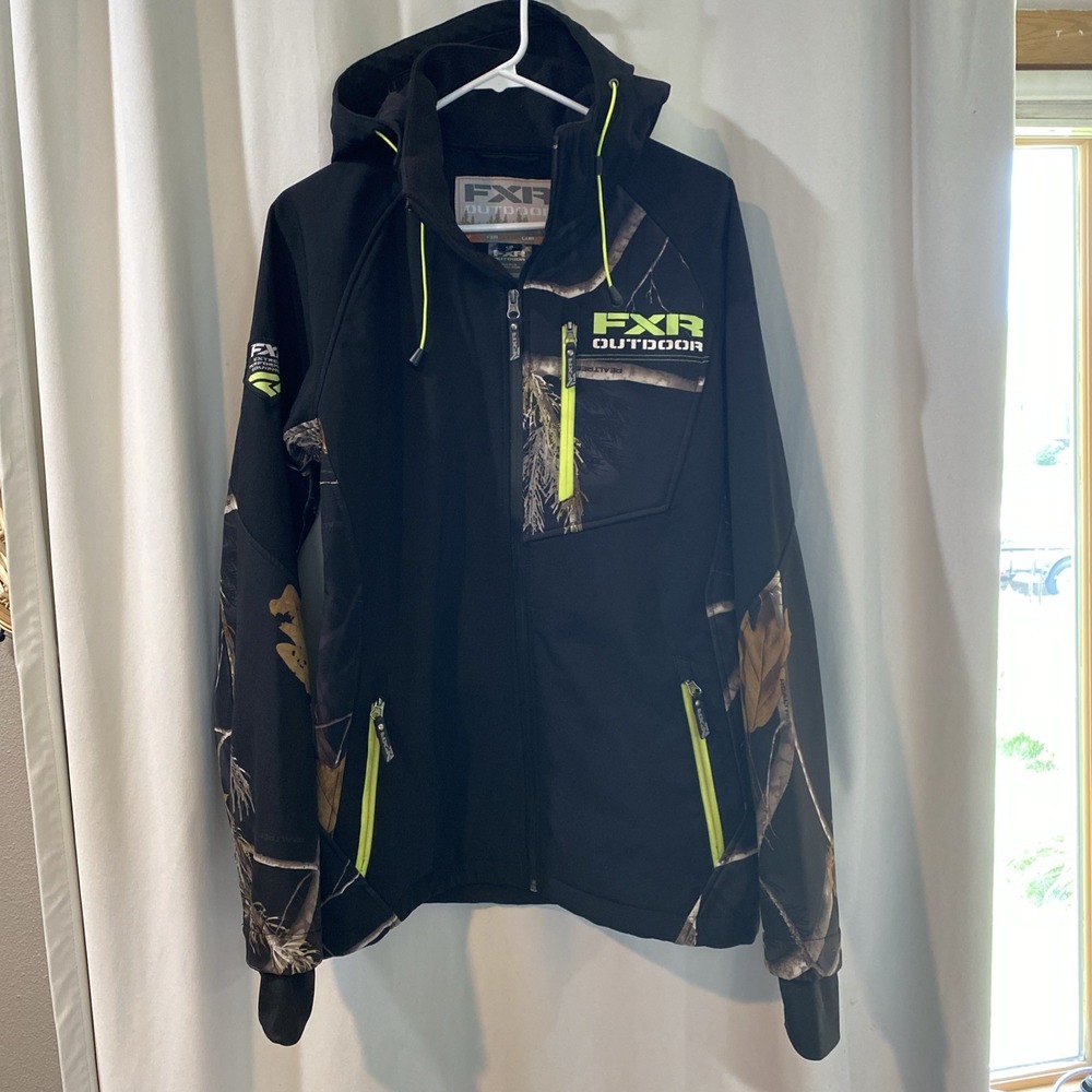 FXR Outdoor Jacket Recoil Softshell Mens Small Black Camo Green Hoodie Warm